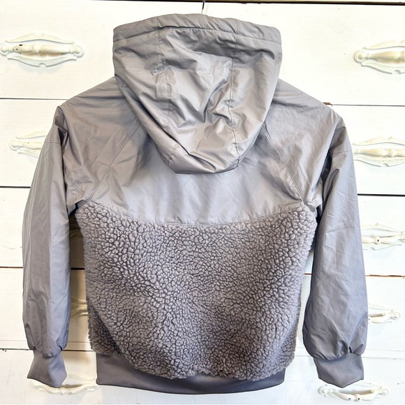 Nike Sportswear Sherpa Jacket Boys size S - Picture 5 of 6
